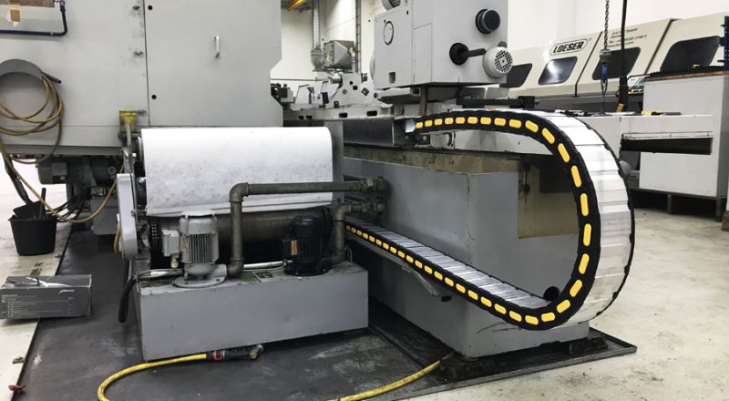 From the conduit to the nylon cable chain